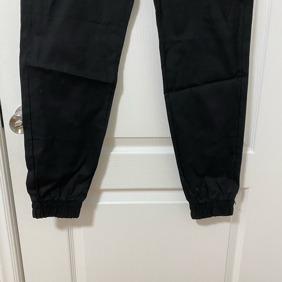 BLACK CARGO PANTS - Picture 2 of 5